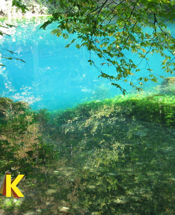 Der Blautopf in Blaubeuren